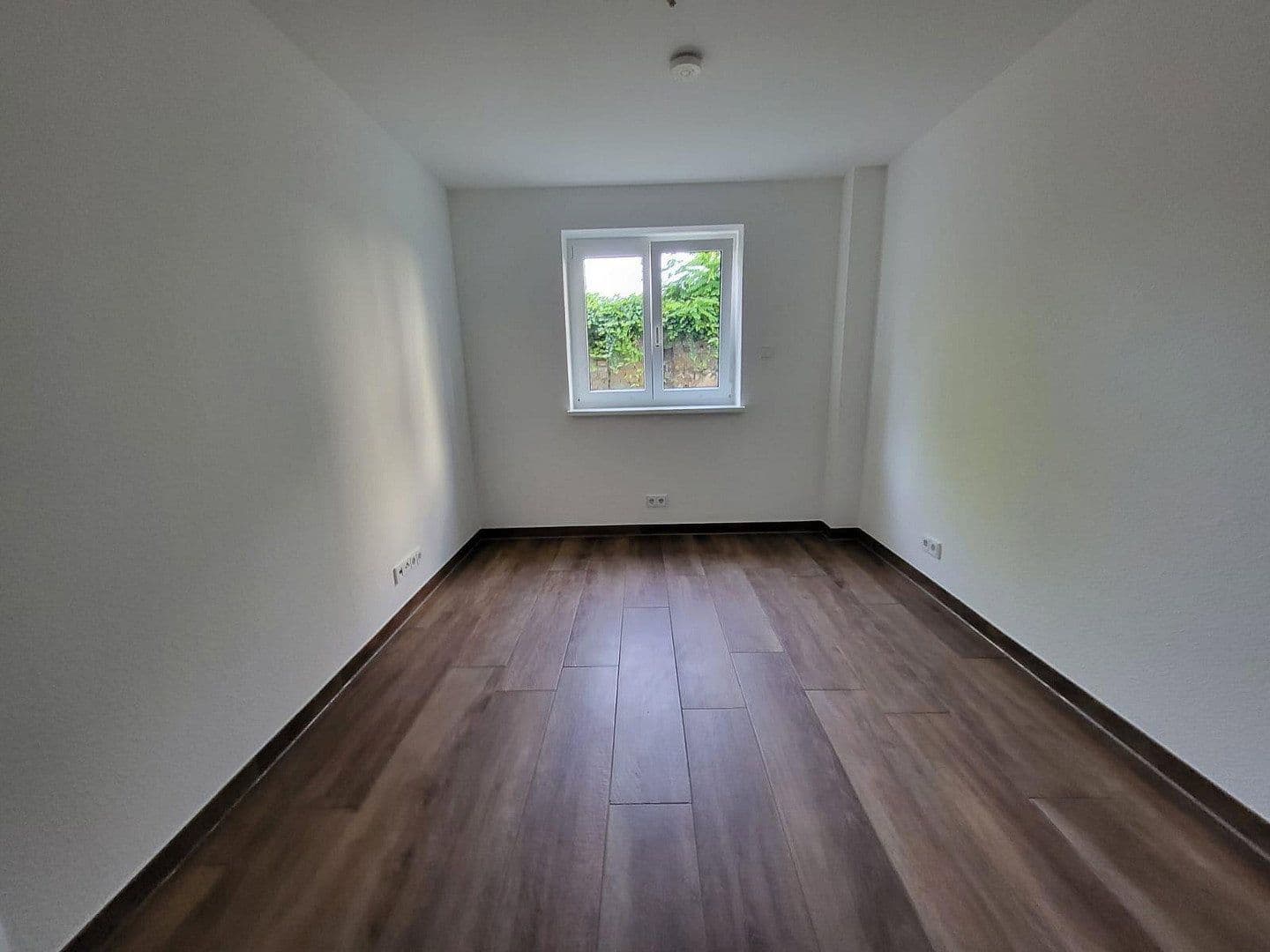 Pronájem bytu 3+1 75 m², Friedrichstraße 25c, Hanau, Hessen Pronájem bytu 3+1 75 m², Friedrichstraße 25c, Hanau, Hessen