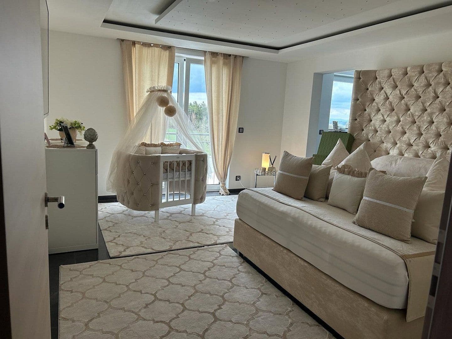 Prodej domu 275 m², pozemek 2.263 m², Simbach, Bavorsko Prodej domu 275 m², pozemek 2.263 m², Simbach, Bavorsko