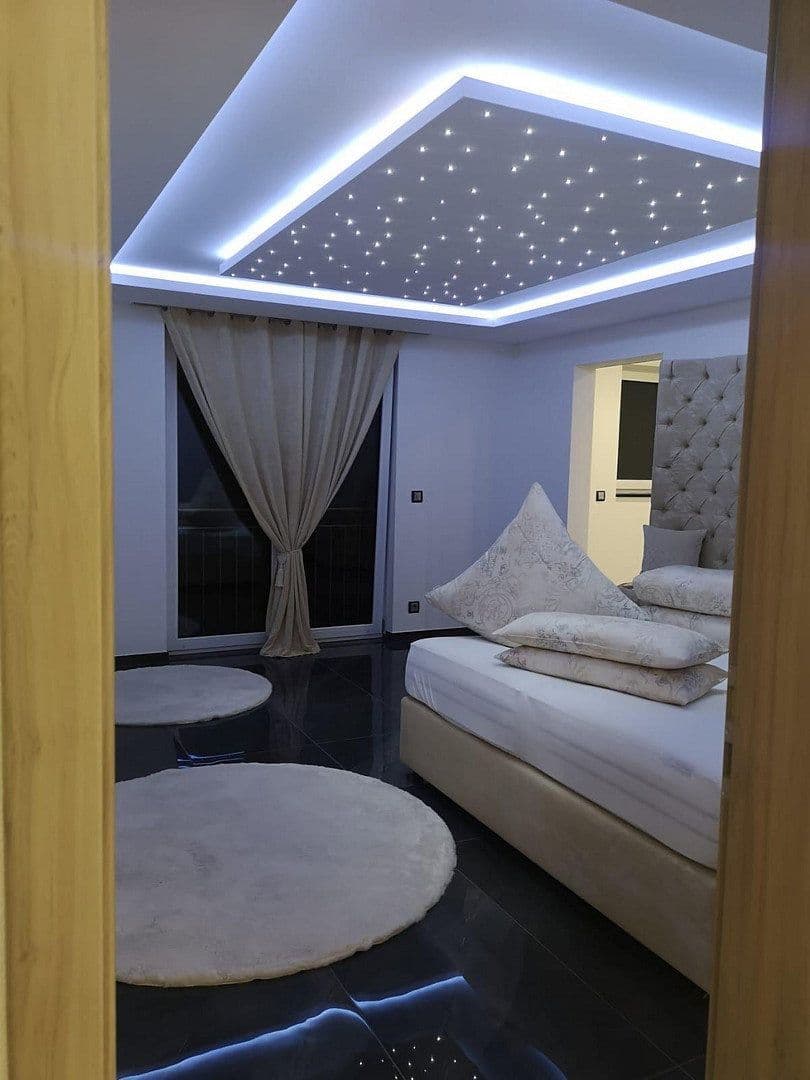 Prodej domu 275 m², pozemek 2.263 m², Simbach, Bavorsko Prodej domu 275 m², pozemek 2.263 m², Simbach, Bavorsko