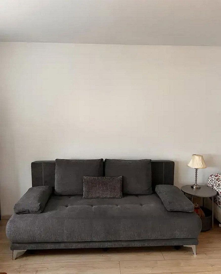 Pronájem bytu 1+1 31 m², Stuttgart, Bádensko-Württembersko Pronájem bytu 1+1 31 m², Stuttgart, Bádensko-Württembersko