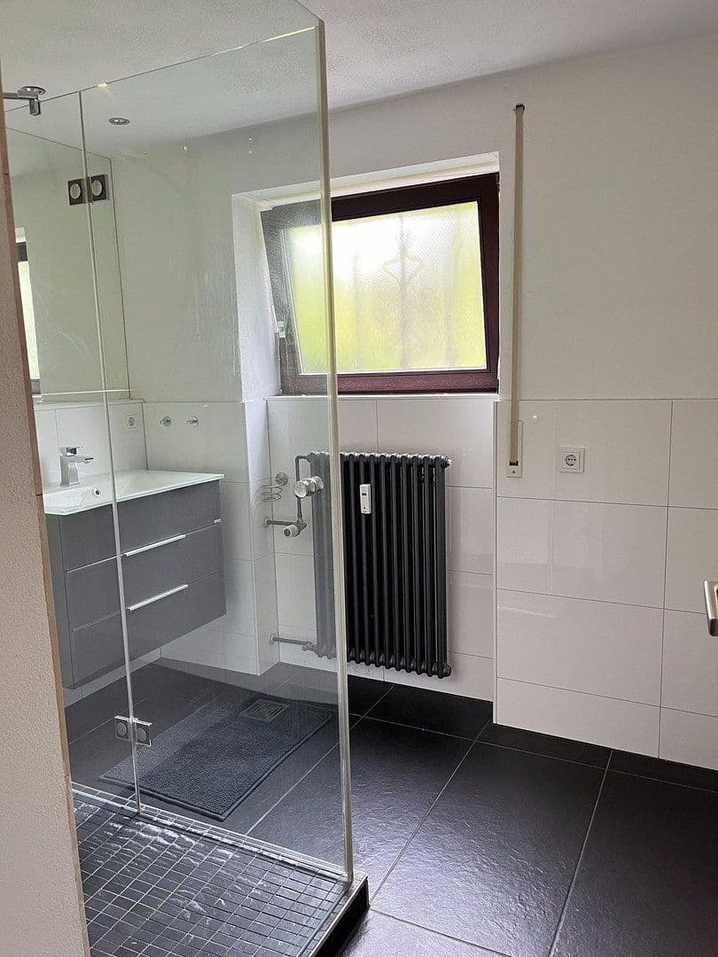 Pronájem domu 183 m², pozemek 762 m², Am Bismarckturm 62, Stuttgart, Bádensko-Württembersko Pronájem domu 183 m², pozemek 762 m², Am Bismarckturm 62, Stuttgart, Bádensko-Württembersko