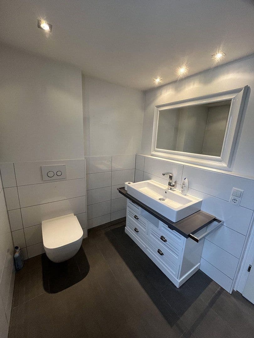 Pronájem bytu 4+1 89 m², Weilerswist, Severní Porýní-Vestfálsko Pronájem bytu 4+1 89 m², Weilerswist, Severní Porýní-Vestfálsko