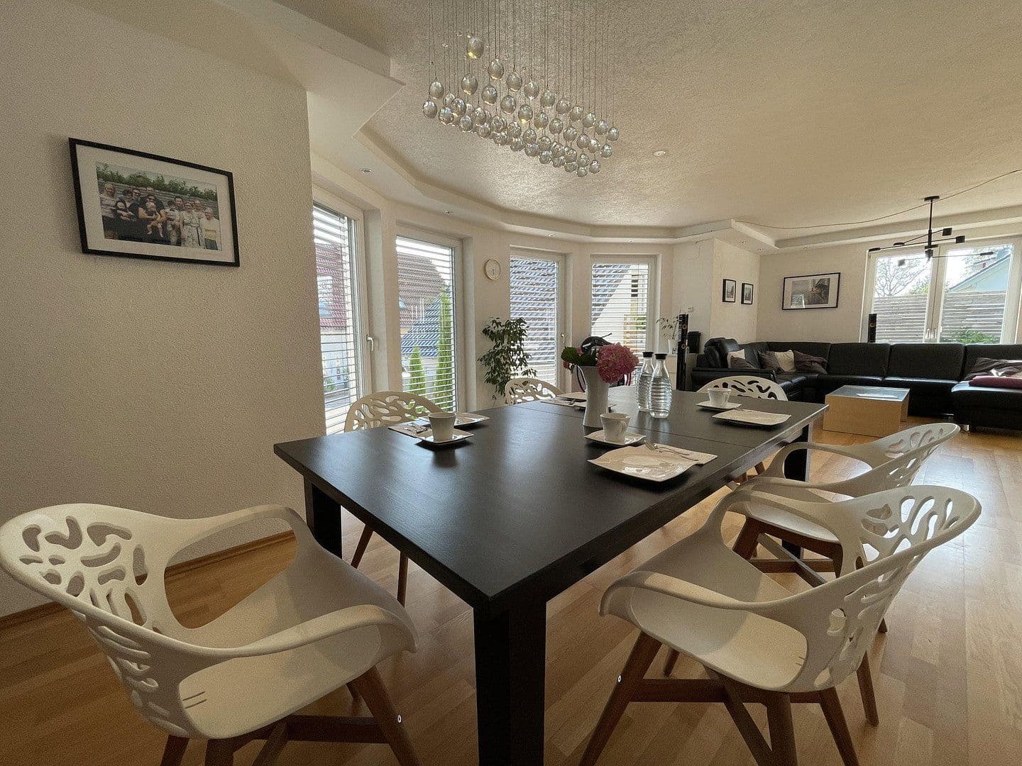 Prodej domu 268 m², pozemek 525 m², Am Erlenbuck 17, Müllheim im Markgräflerland, Bádensko-Württembersko Prodej domu 268 m², pozemek 525 m², Am Erlenbuck 17, Müllheim im Markgräflerland, Bádensko-Württembersko