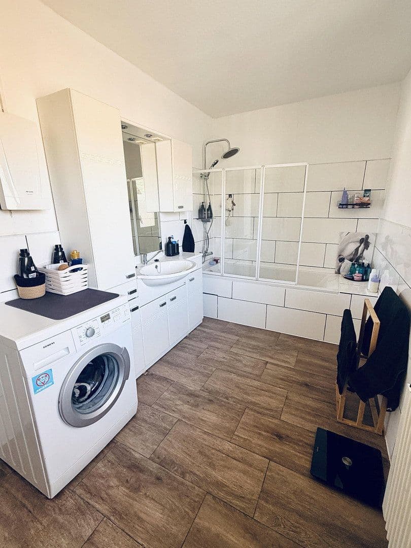 Pronájem bytu 2+1 63 m², Eschenauerstr 7, Lauf an der Pegnitz, Bavorsko Pronájem bytu 2+1 63 m², Eschenauerstr 7, Lauf an der Pegnitz, Bavorsko