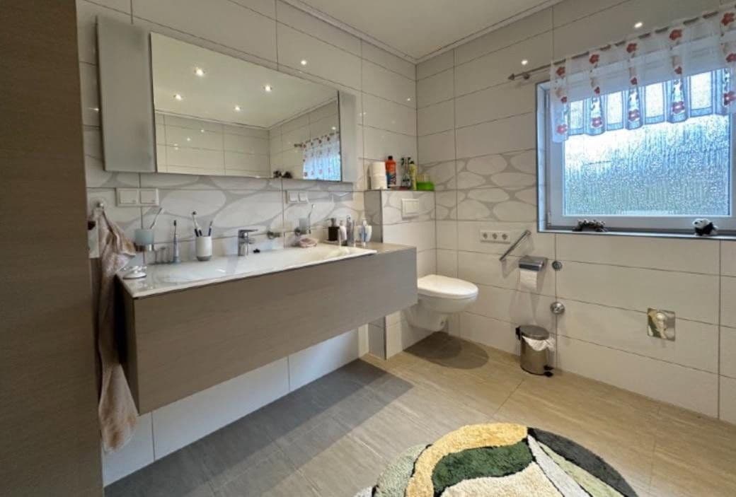 Prodej domu 91 m², pozemek 321 m², Bottrop, Severní Porýní-Vestfálsko Prodej domu 91 m², pozemek 321 m², Bottrop, Severní Porýní-Vestfálsko