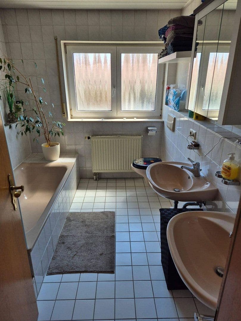 Prodej domu 503 m², pozemek 872 m², Achern, Bádensko-Württembersko Prodej domu 503 m², pozemek 872 m², Achern, Bádensko-Württembersko