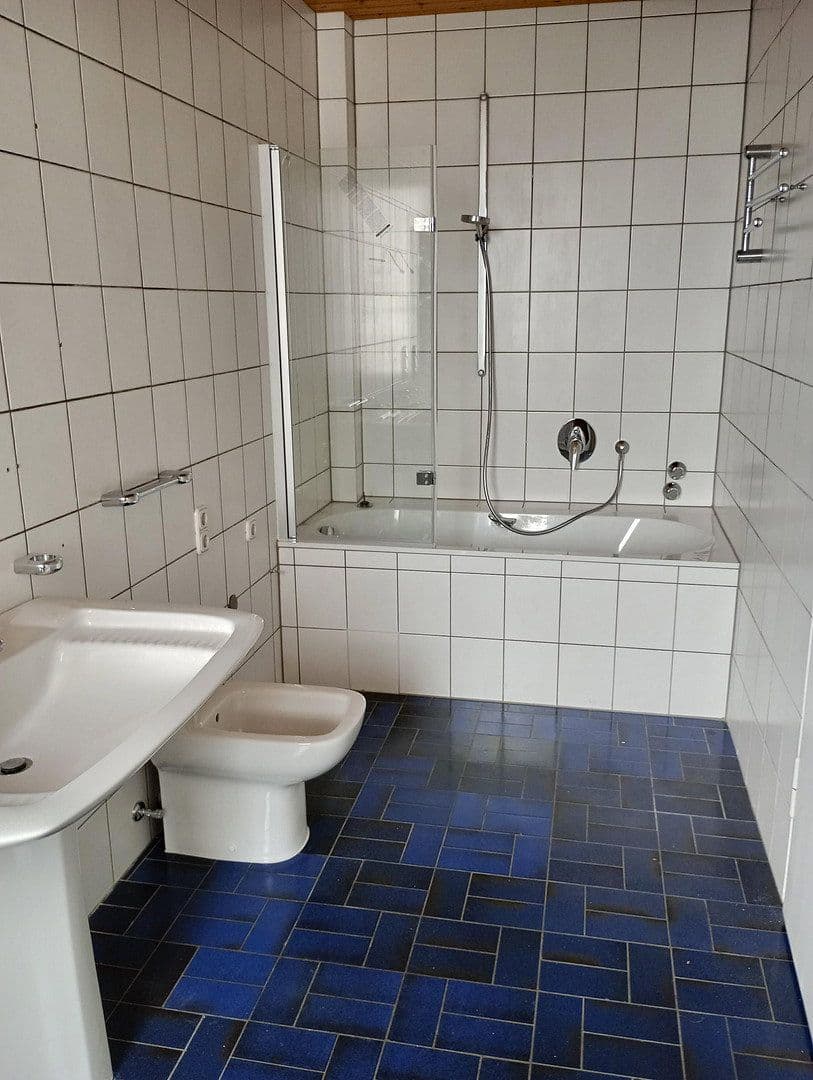 Pronájem bytu 4+1 121 m², Köln, Severní Porýní-Vestfálsko Pronájem bytu 4+1 121 m², Köln, Severní Porýní-Vestfálsko