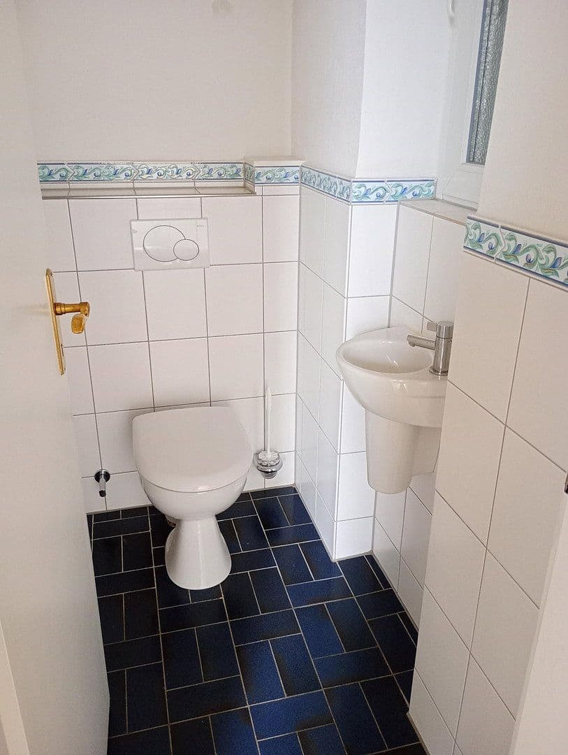 Pronájem bytu 4+1 121 m², Köln, Severní Porýní-Vestfálsko Pronájem bytu 4+1 121 m², Köln, Severní Porýní-Vestfálsko