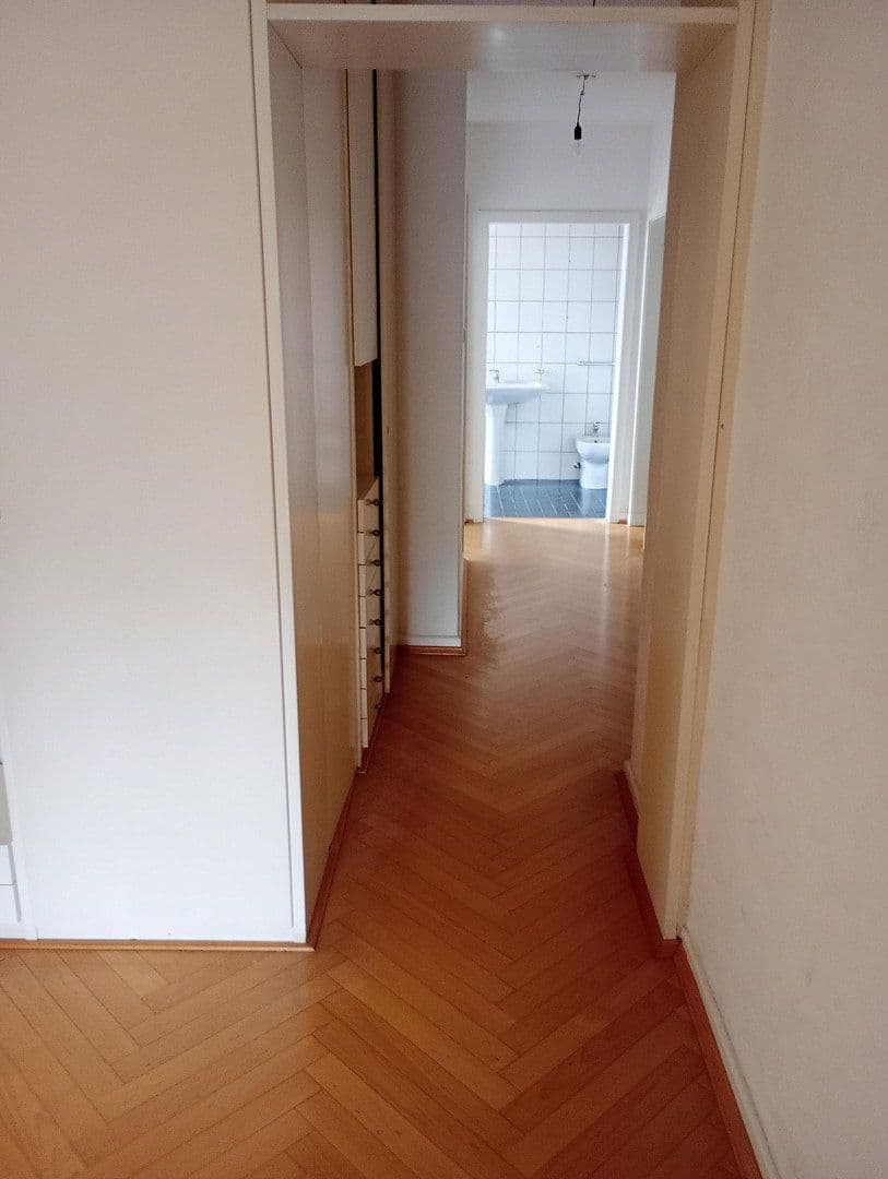 Pronájem bytu 4+1 121 m², Köln, Severní Porýní-Vestfálsko Pronájem bytu 4+1 121 m², Köln, Severní Porýní-Vestfálsko