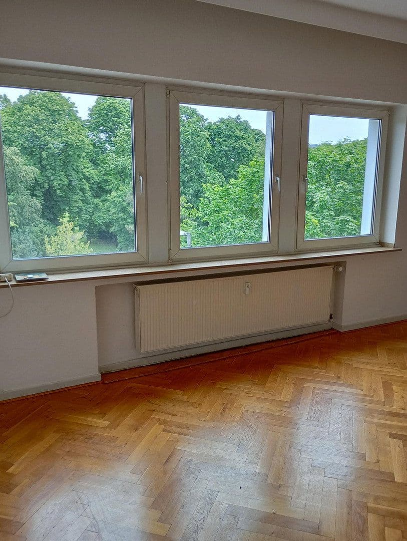 Pronájem bytu 4+1 121 m², Köln, Severní Porýní-Vestfálsko Pronájem bytu 4+1 121 m², Köln, Severní Porýní-Vestfálsko
