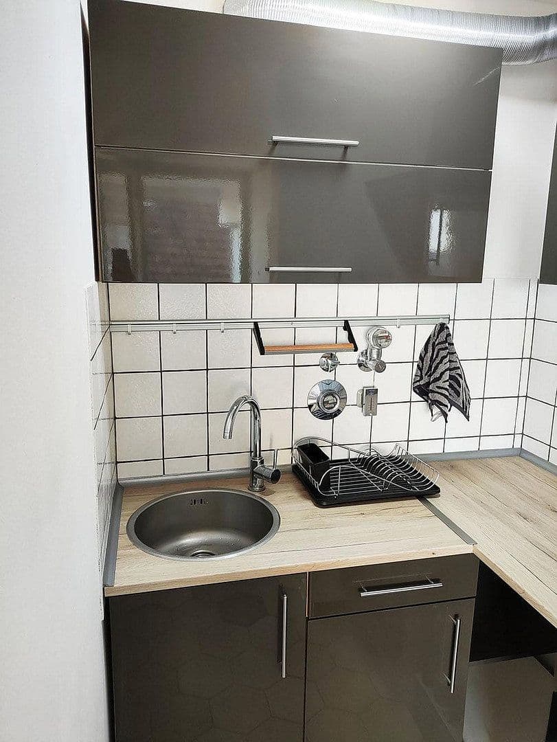 Pronájem bytu 1+1 32 m², Sindelfingen, Bádensko-Württembersko Pronájem bytu 1+1 32 m², Sindelfingen, Bádensko-Württembersko