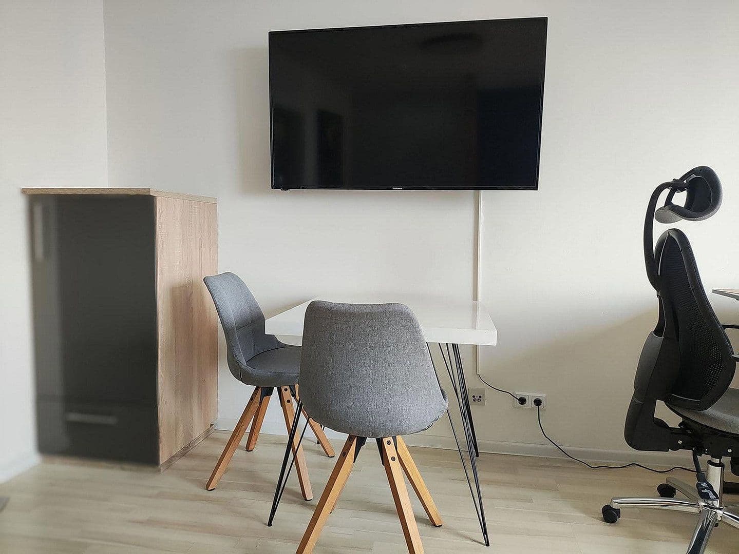 Pronájem bytu 1+1 32 m², Sindelfingen, Bádensko-Württembersko Pronájem bytu 1+1 32 m², Sindelfingen, Bádensko-Württembersko