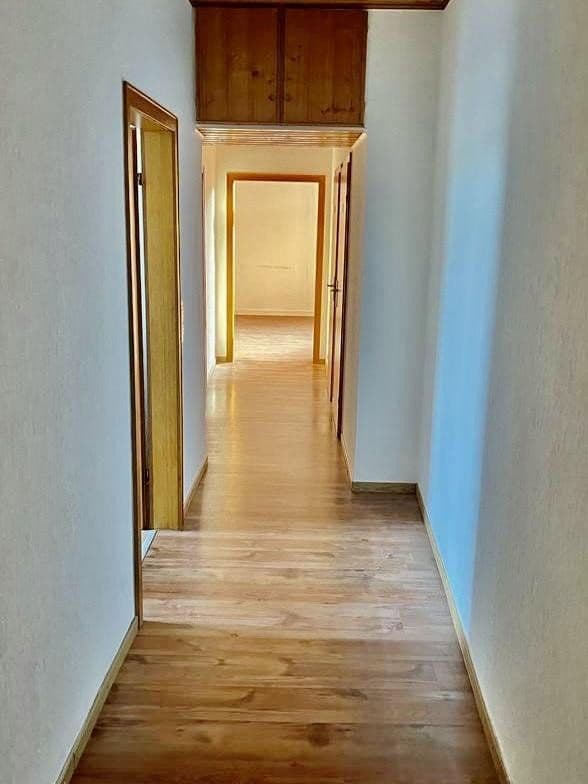 Pronájem bytu 3+1 70 m², Düsseldorf, Severní Porýní-Vestfálsko Pronájem bytu 3+1 70 m², Düsseldorf, Severní Porýní-Vestfálsko