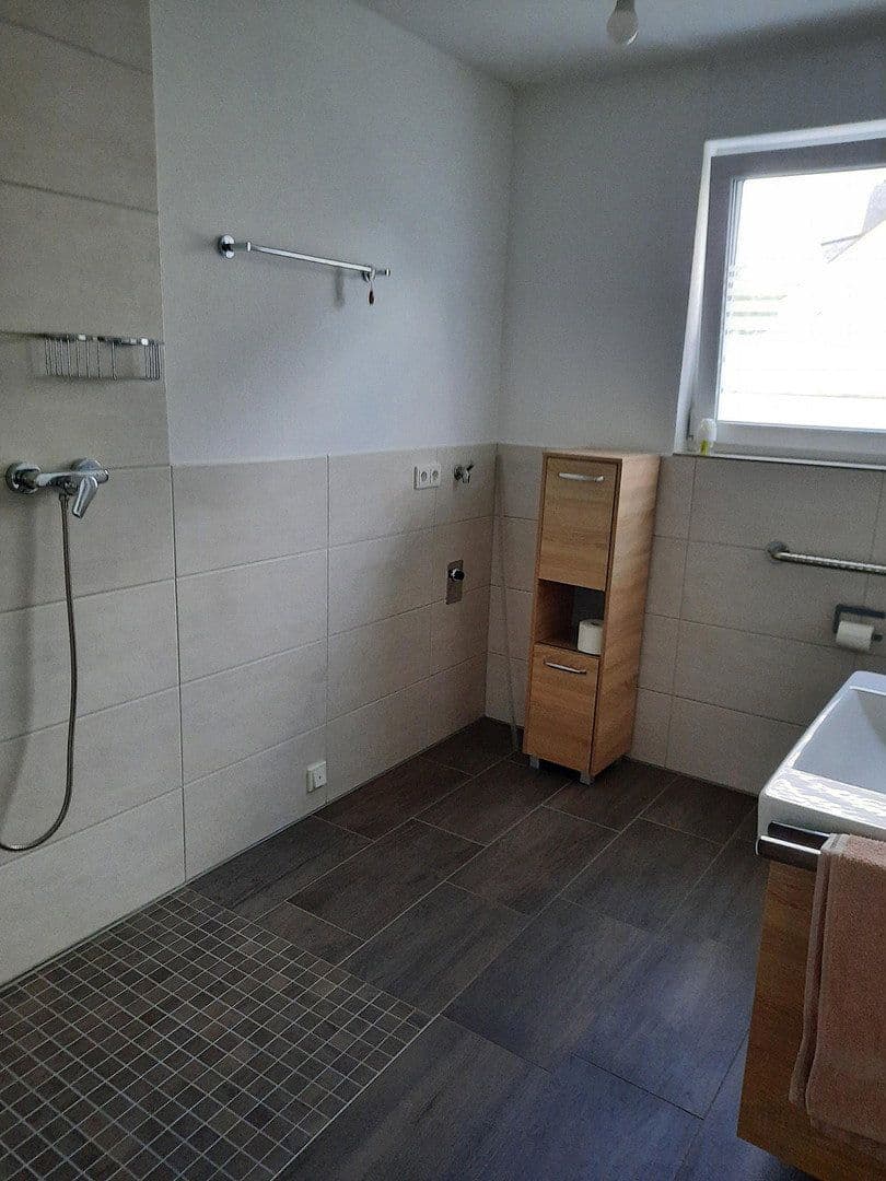 Prodej bytu 3+1 81 m², Bernkastel-Kues, Porýní-Falc Prodej bytu 3+1 81 m², Bernkastel-Kues, Porýní-Falc