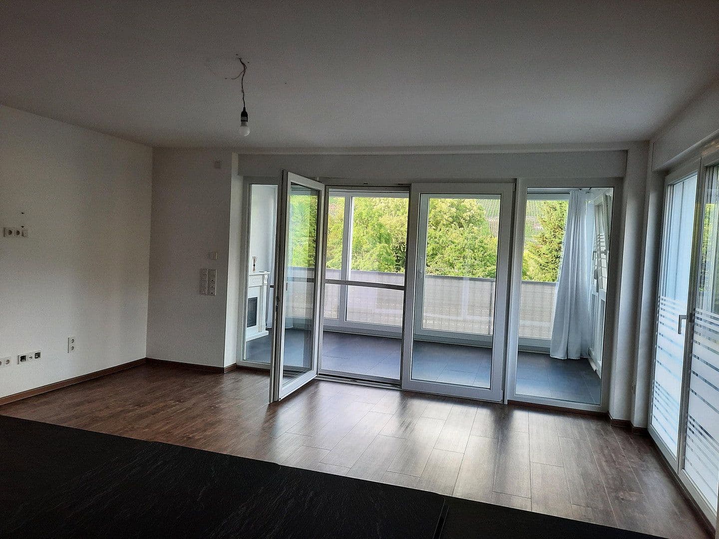 Prodej bytu 3+1 81 m², Bernkastel-Kues, Porýní-Falc Prodej bytu 3+1 81 m², Bernkastel-Kues, Porýní-Falc
