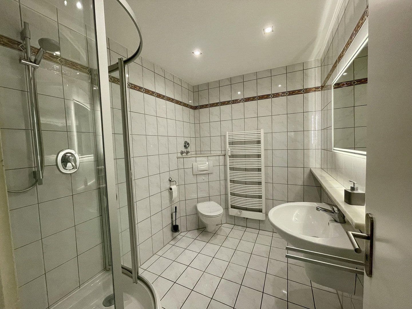 Pronájem bytu 2+1 67 m², Donaustaufer Str. 12b, Regensburg, Bavorsko Pronájem bytu 2+1 67 m², Donaustaufer Str. 12b, Regensburg, Bavorsko