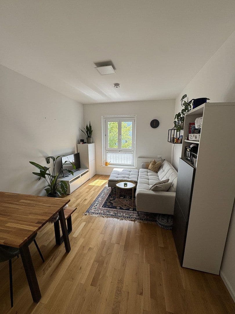 Prodej bytu 2+1 48 m², Berlin, Berlín Prodej bytu 2+1 48 m², Berlin, Berlín