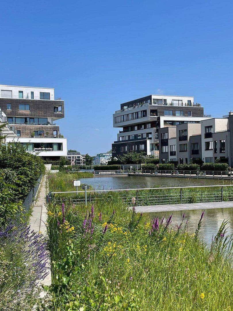 Prodej bytu 5+1 143 m², Berlin, Berlín Prodej bytu 5+1 143 m², Berlin, Berlín