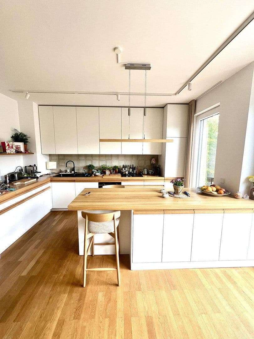 Prodej bytu 5+1 143 m², Berlin, Berlín Prodej bytu 5+1 143 m², Berlin, Berlín