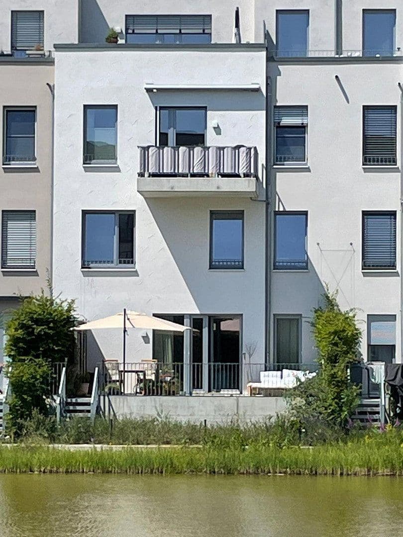 Prodej bytu 5+1 143 m², Berlin, Berlín Prodej bytu 5+1 143 m², Berlin, Berlín