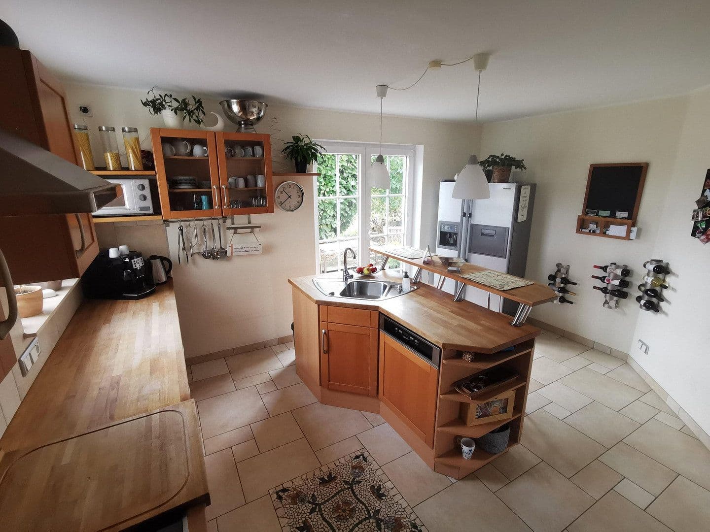 Prodej domu 240 m², pozemek 1.000 m², Gilzem, Porýní-Falc Prodej domu 240 m², pozemek 1.000 m², Gilzem, Porýní-Falc