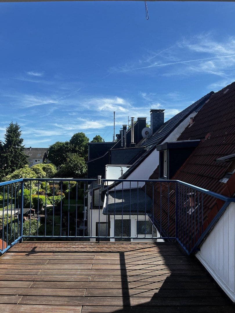 Prodej bytu 4+1 146 m², Essen, Severní Porýní-Vestfálsko Prodej bytu 4+1 146 m², Essen, Severní Porýní-Vestfálsko