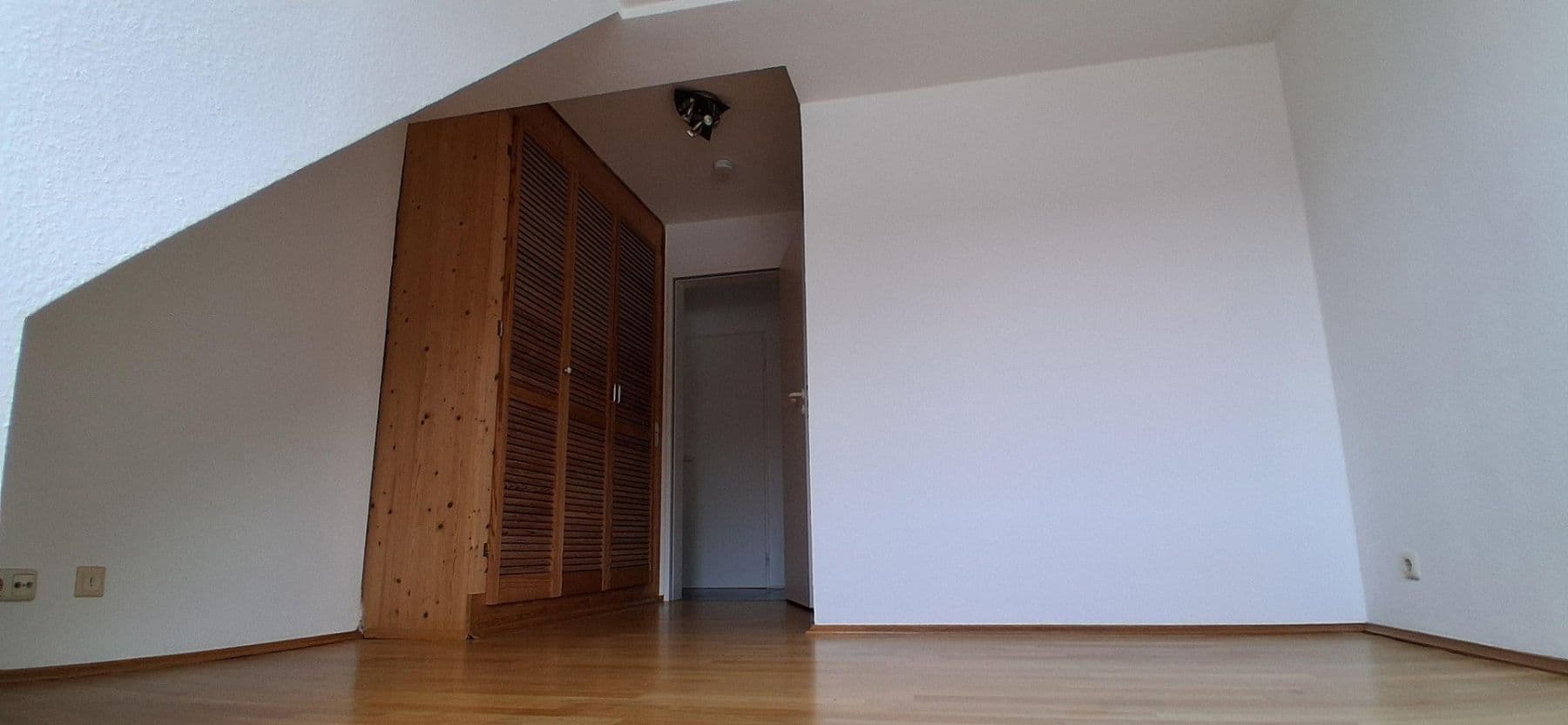Prodej bytu 4+1 146 m², Essen, Severní Porýní-Vestfálsko Prodej bytu 4+1 146 m², Essen, Severní Porýní-Vestfálsko