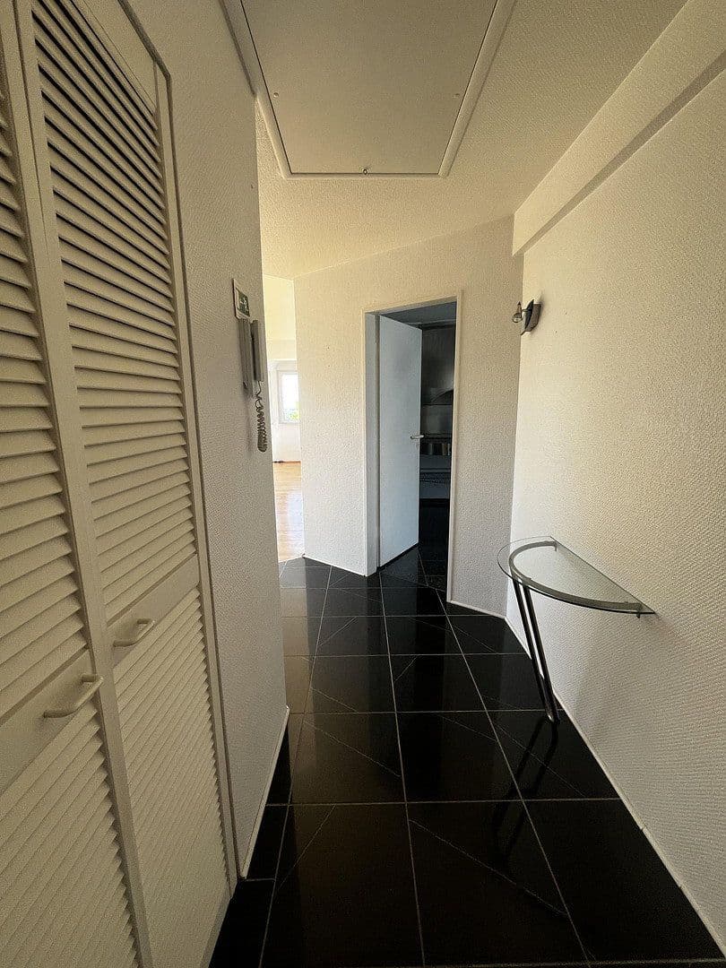 Prodej bytu 4+1 146 m², Essen, Severní Porýní-Vestfálsko Prodej bytu 4+1 146 m², Essen, Severní Porýní-Vestfálsko