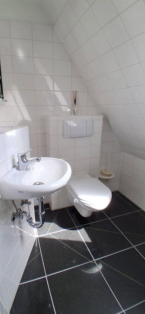 Prodej bytu 4+1 146 m², Essen, Severní Porýní-Vestfálsko Prodej bytu 4+1 146 m², Essen, Severní Porýní-Vestfálsko