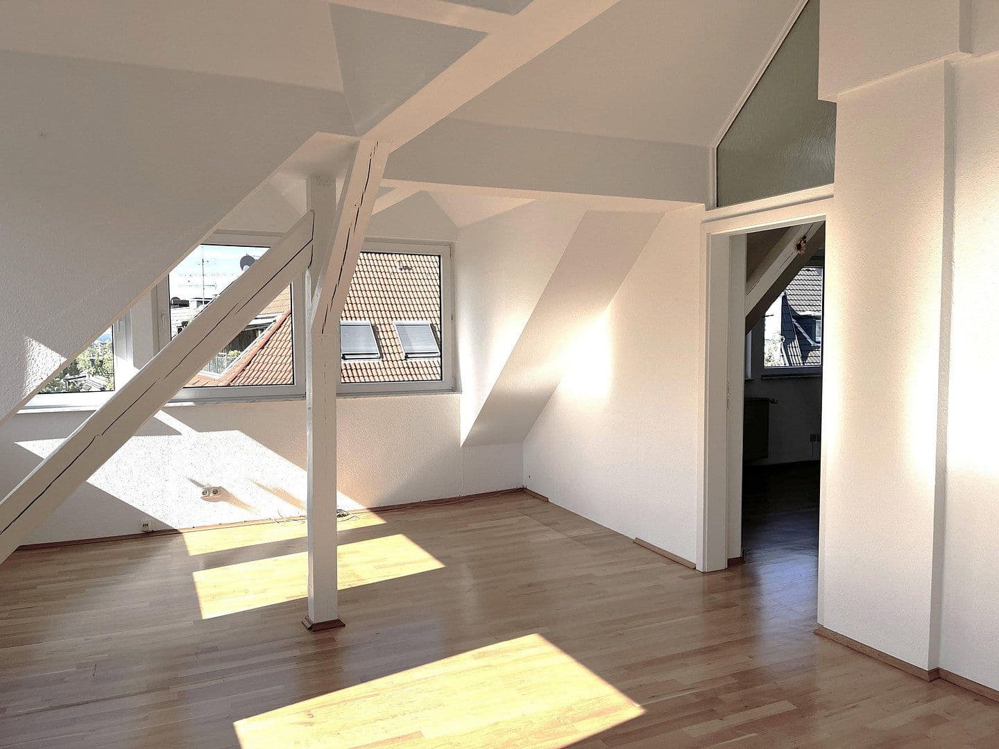 Prodej bytu 4+1 146 m², Essen, Severní Porýní-Vestfálsko Prodej bytu 4+1 146 m², Essen, Severní Porýní-Vestfálsko