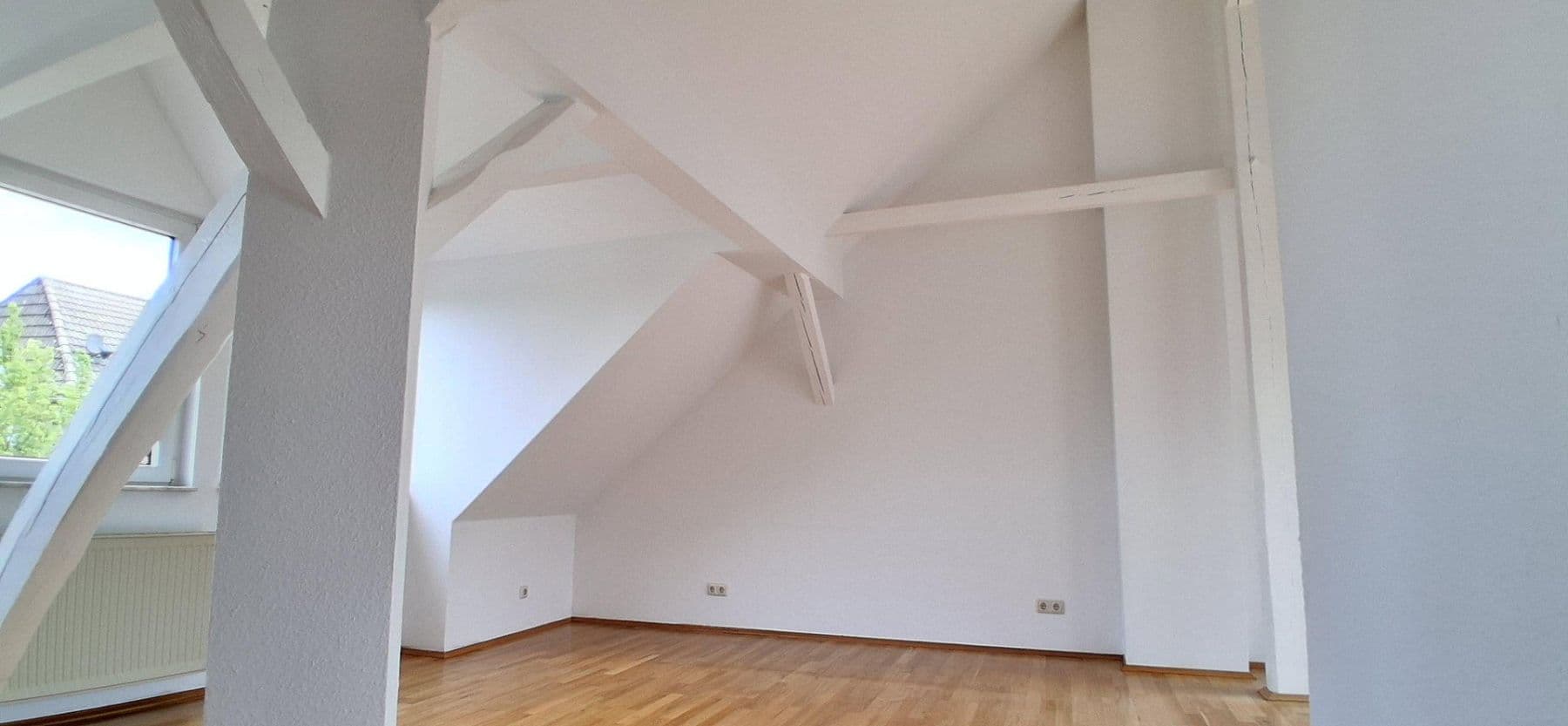 Prodej bytu 4+1 146 m², Essen, Severní Porýní-Vestfálsko Prodej bytu 4+1 146 m², Essen, Severní Porýní-Vestfálsko