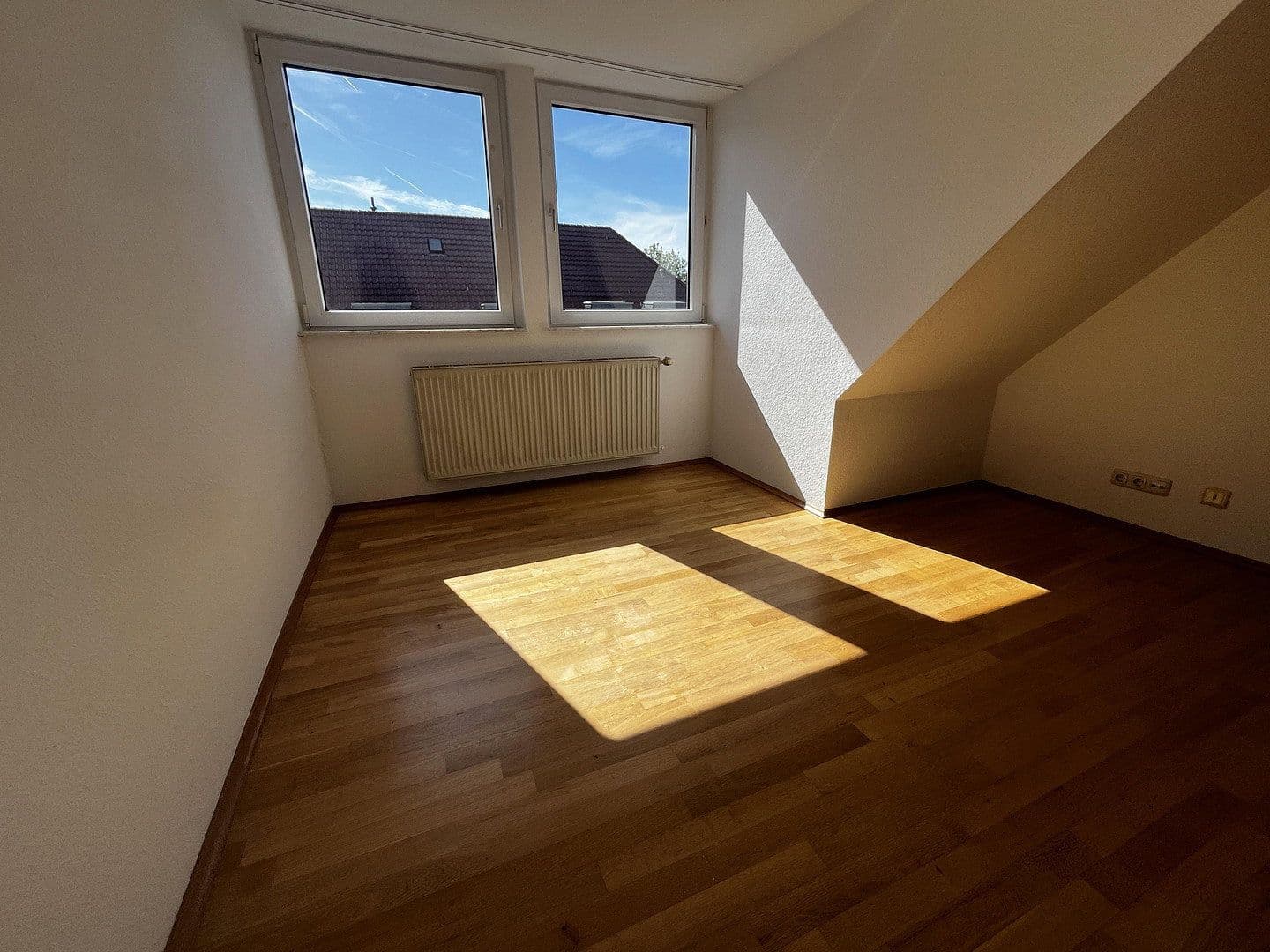 Prodej bytu 4+1 146 m², Essen, Severní Porýní-Vestfálsko Prodej bytu 4+1 146 m², Essen, Severní Porýní-Vestfálsko