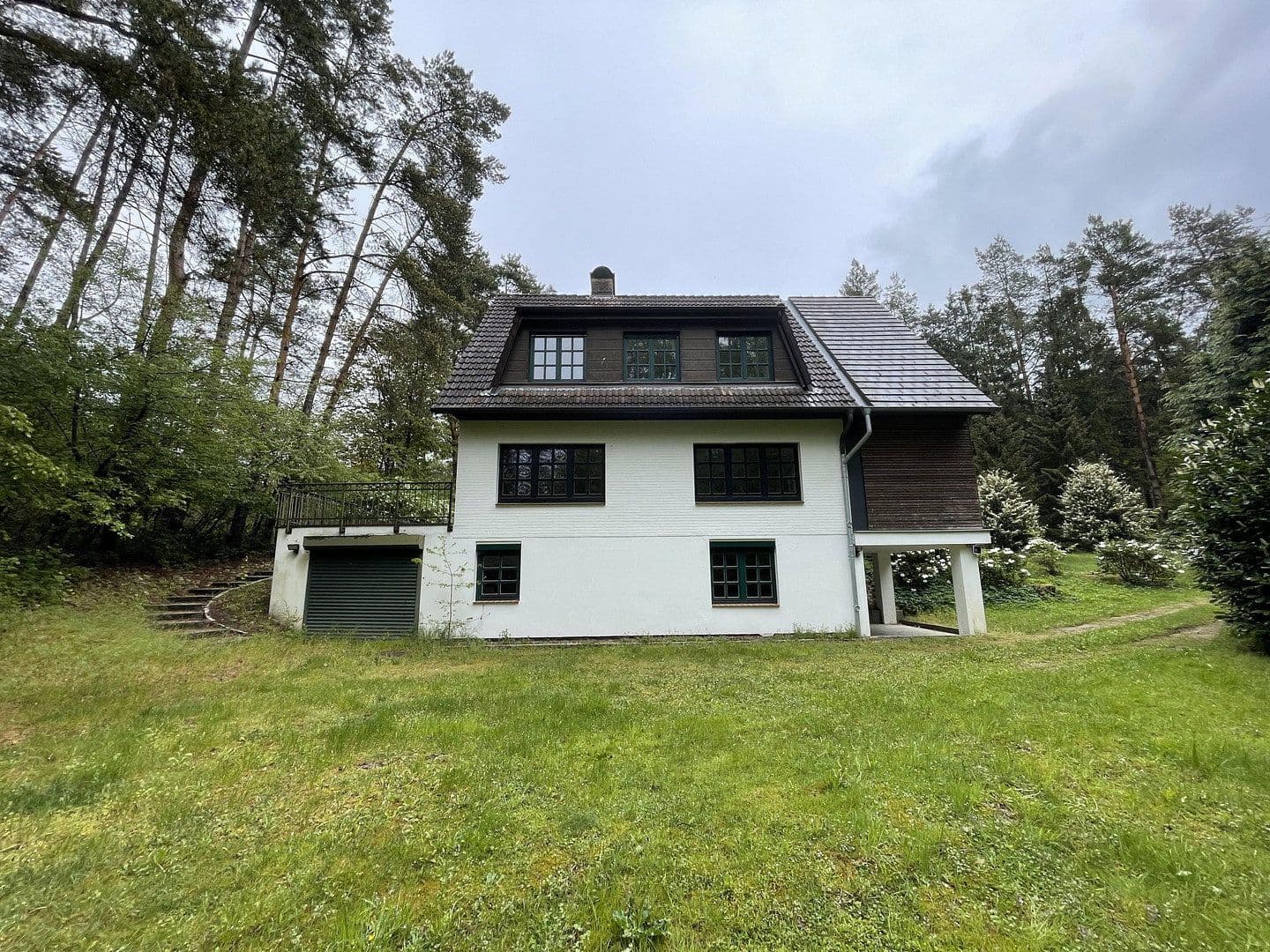 Pronájem domu 148 m², pozemek 4.958 m², Grambek, Šlesvicko-Holštýnsko Pronájem domu 148 m², pozemek 4.958 m², Grambek, Šlesvicko-Holštýnsko