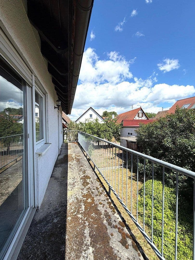 Prodej domu 237 m², pozemek 512 m², Hauptstr. 53, Freisbach, Porýní-Falc Prodej domu 237 m², pozemek 512 m², Hauptstr. 53, Freisbach, Porýní-Falc