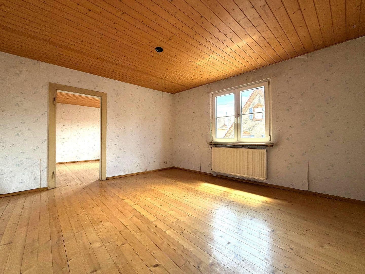 Prodej domu 237 m², pozemek 512 m², Hauptstr. 53, Freisbach, Porýní-Falc Prodej domu 237 m², pozemek 512 m², Hauptstr. 53, Freisbach, Porýní-Falc