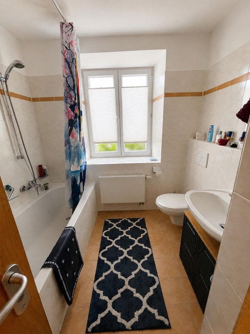 Pronájem bytu 2+1 54 m², Weilheim i.OB, Bavorsko Pronájem bytu 2+1 54 m², Weilheim i.OB, Bavorsko