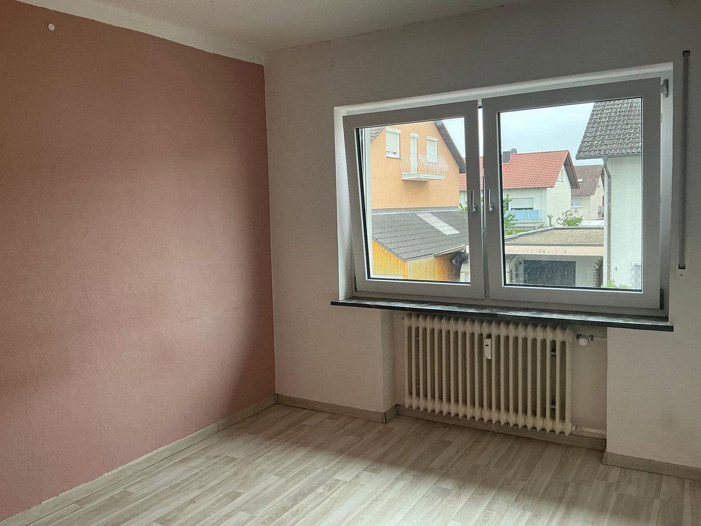 Prodej bytu 4+kk 120 m², Forst, Bádensko-Württembersko Prodej bytu 4+kk 120 m², Forst, Bádensko-Württembersko