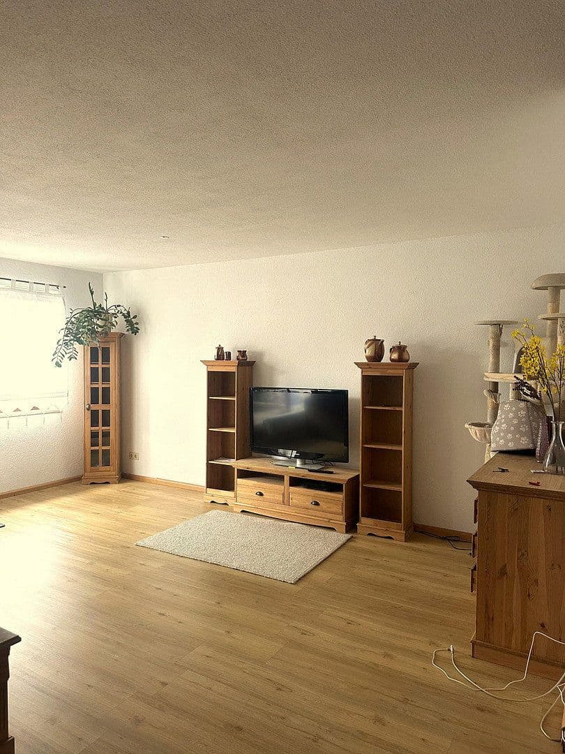 Pronájem bytu 4+1 124 m², Hammerstrasse 3, Lörrach, Bádensko-Württembersko Pronájem bytu 4+1 124 m², Hammerstrasse 3, Lörrach, Bádensko-Württembersko