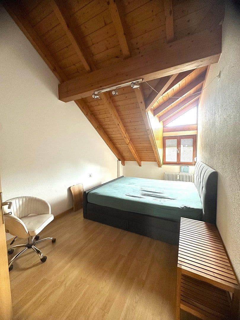 Pronájem bytu 4+1 124 m², Hammerstrasse 3, Lörrach, Bádensko-Württembersko Pronájem bytu 4+1 124 m², Hammerstrasse 3, Lörrach, Bádensko-Württembersko