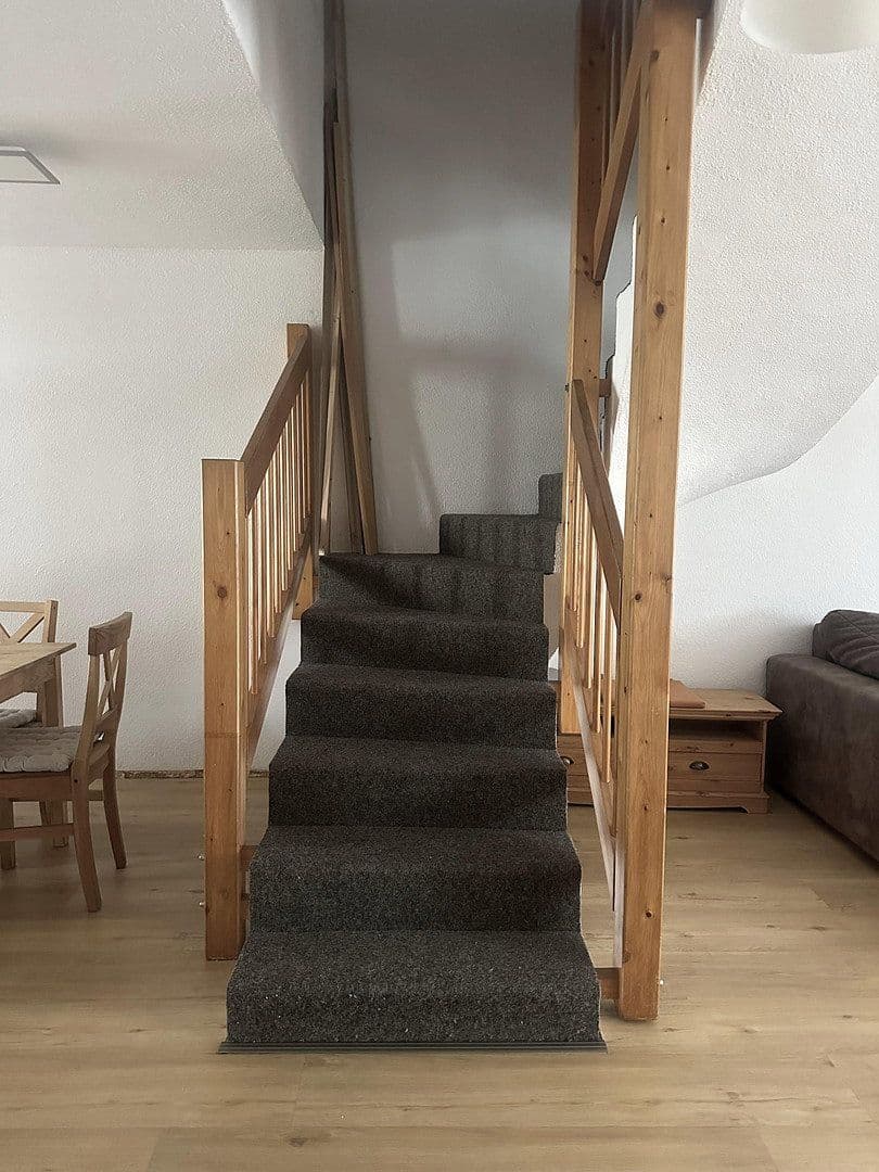 Pronájem bytu 4+1 124 m², Hammerstrasse 3, Lörrach, Bádensko-Württembersko Pronájem bytu 4+1 124 m², Hammerstrasse 3, Lörrach, Bádensko-Württembersko