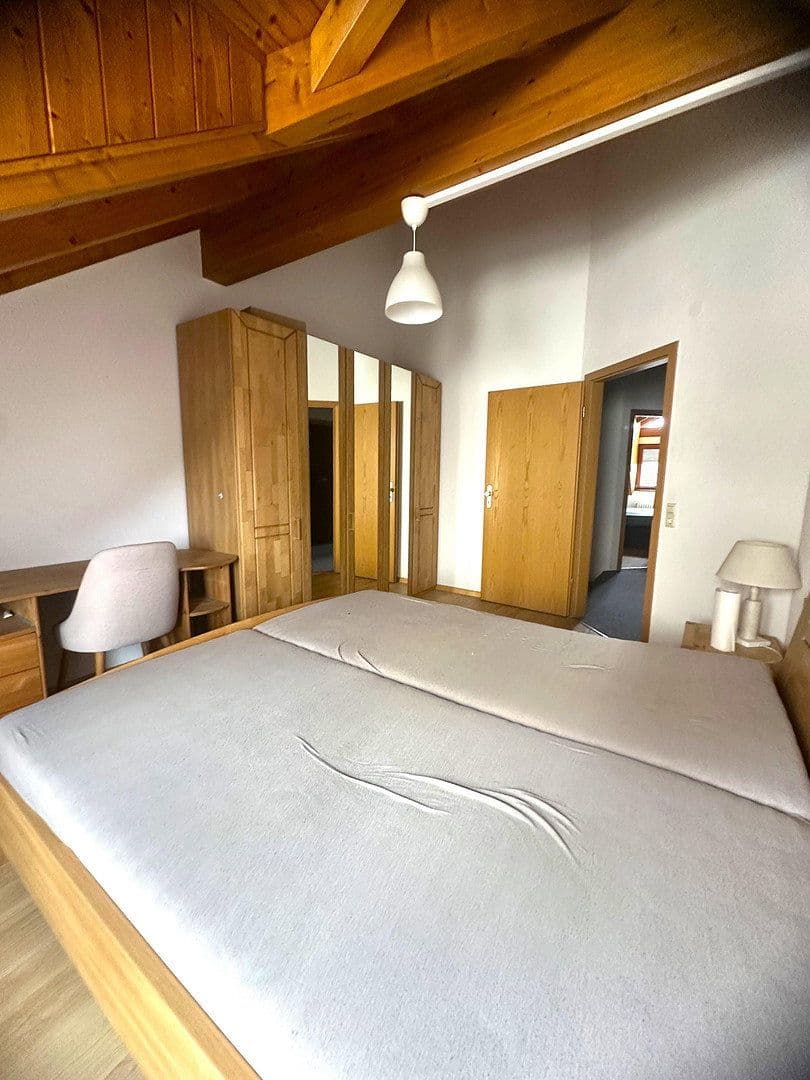Pronájem bytu 4+1 124 m², Hammerstrasse 3, Lörrach, Bádensko-Württembersko Pronájem bytu 4+1 124 m², Hammerstrasse 3, Lörrach, Bádensko-Württembersko