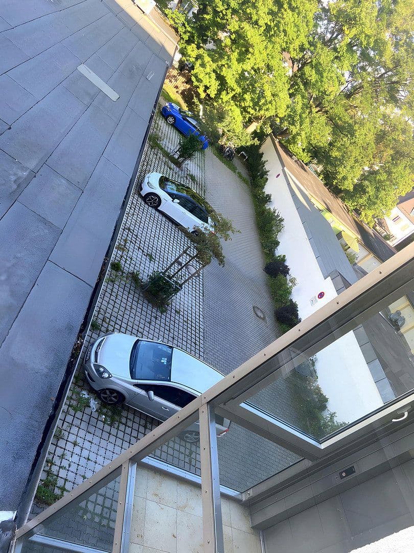 Pronájem bytu 3+1 78 m², Fürstenrieder Str. 35, München, Bavorsko Pronájem bytu 3+1 78 m², Fürstenrieder Str. 35, München, Bavorsko