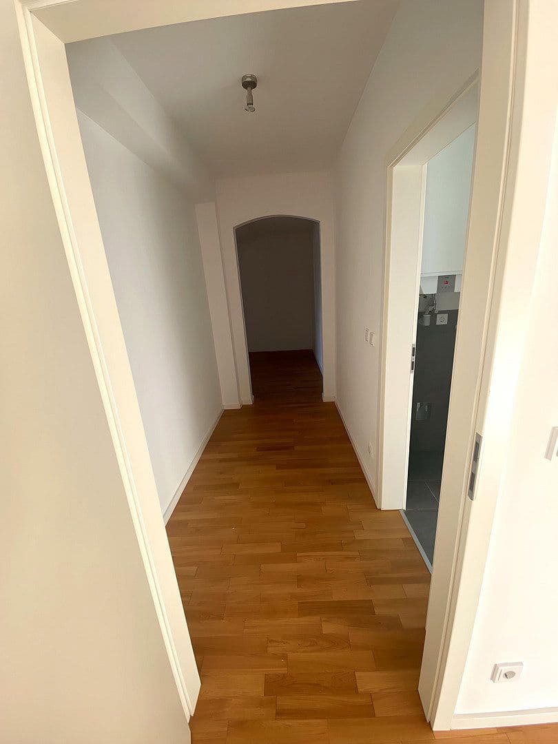 Pronájem bytu 3+1 78 m², Fürstenrieder Str. 35, München, Bavorsko Pronájem bytu 3+1 78 m², Fürstenrieder Str. 35, München, Bavorsko