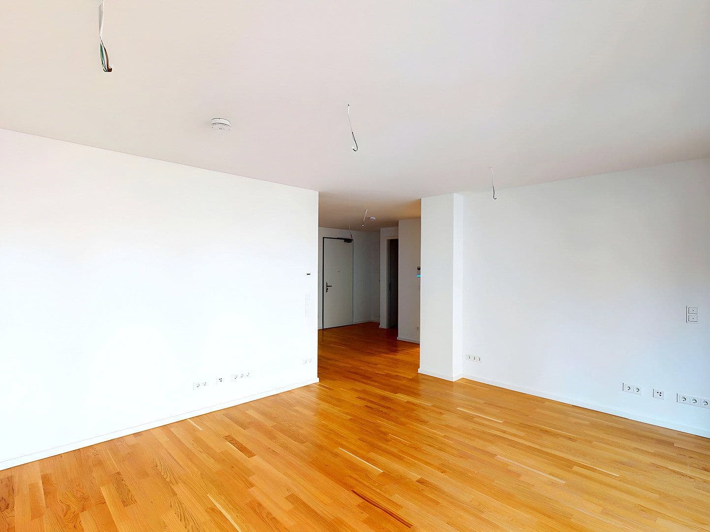 Pronájem bytu 2+1 67 m², Frankfurt-Mainkur, Frankfurt am Main, Hessen Pronájem bytu 2+1 67 m², Frankfurt-Mainkur, Frankfurt am Main, Hessen