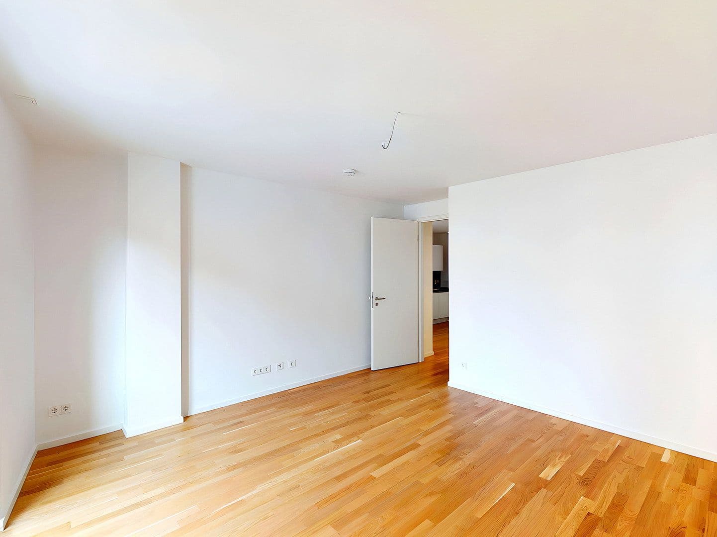 Pronájem bytu 2+1 67 m², Frankfurt-Mainkur, Frankfurt am Main, Hessen Pronájem bytu 2+1 67 m², Frankfurt-Mainkur, Frankfurt am Main, Hessen