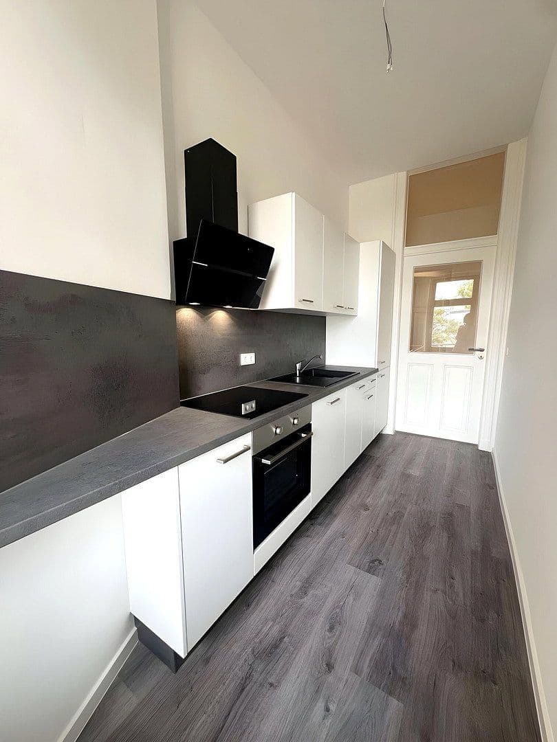Pronájem bytu 3+1 78 m², Kohlgartenstraße 65, Leipzig, Sasko Pronájem bytu 3+1 78 m², Kohlgartenstraße 65, Leipzig, Sasko