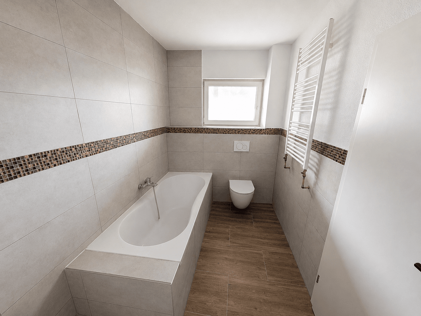 Prodej domu 264 m², pozemek 387 m², Sternweiler Str. 21, Mühlhausen, Bádensko-Württembersko Prodej domu 264 m², pozemek 387 m², Sternweiler Str. 21, Mühlhausen, Bádensko-Württembersko
