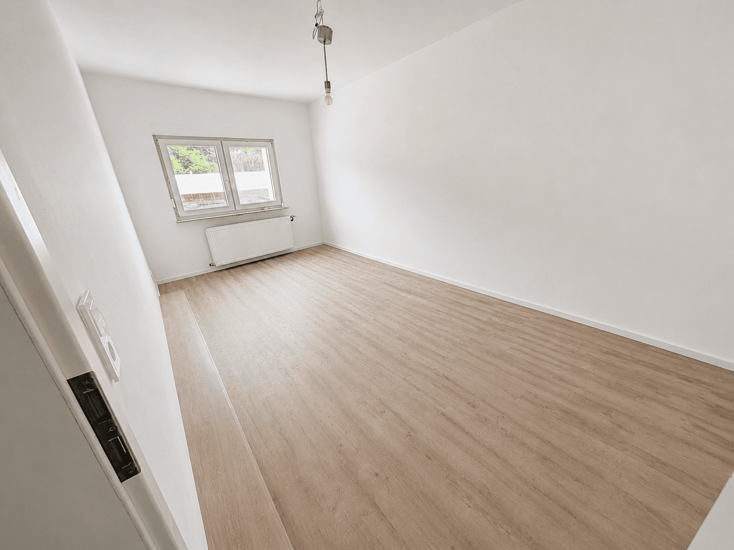Prodej domu 264 m², pozemek 387 m², Sternweiler Str. 21, Mühlhausen, Bádensko-Württembersko Prodej domu 264 m², pozemek 387 m², Sternweiler Str. 21, Mühlhausen, Bádensko-Württembersko