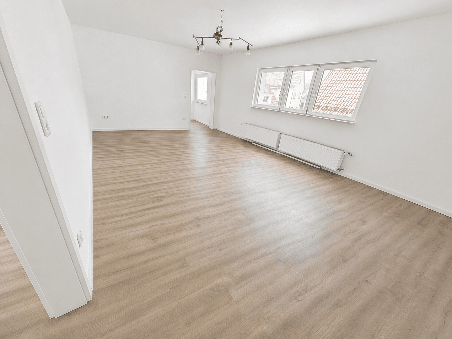 Prodej domu 264 m², pozemek 387 m², Sternweiler Str. 21, Mühlhausen, Bádensko-Württembersko Prodej domu 264 m², pozemek 387 m², Sternweiler Str. 21, Mühlhausen, Bádensko-Württembersko