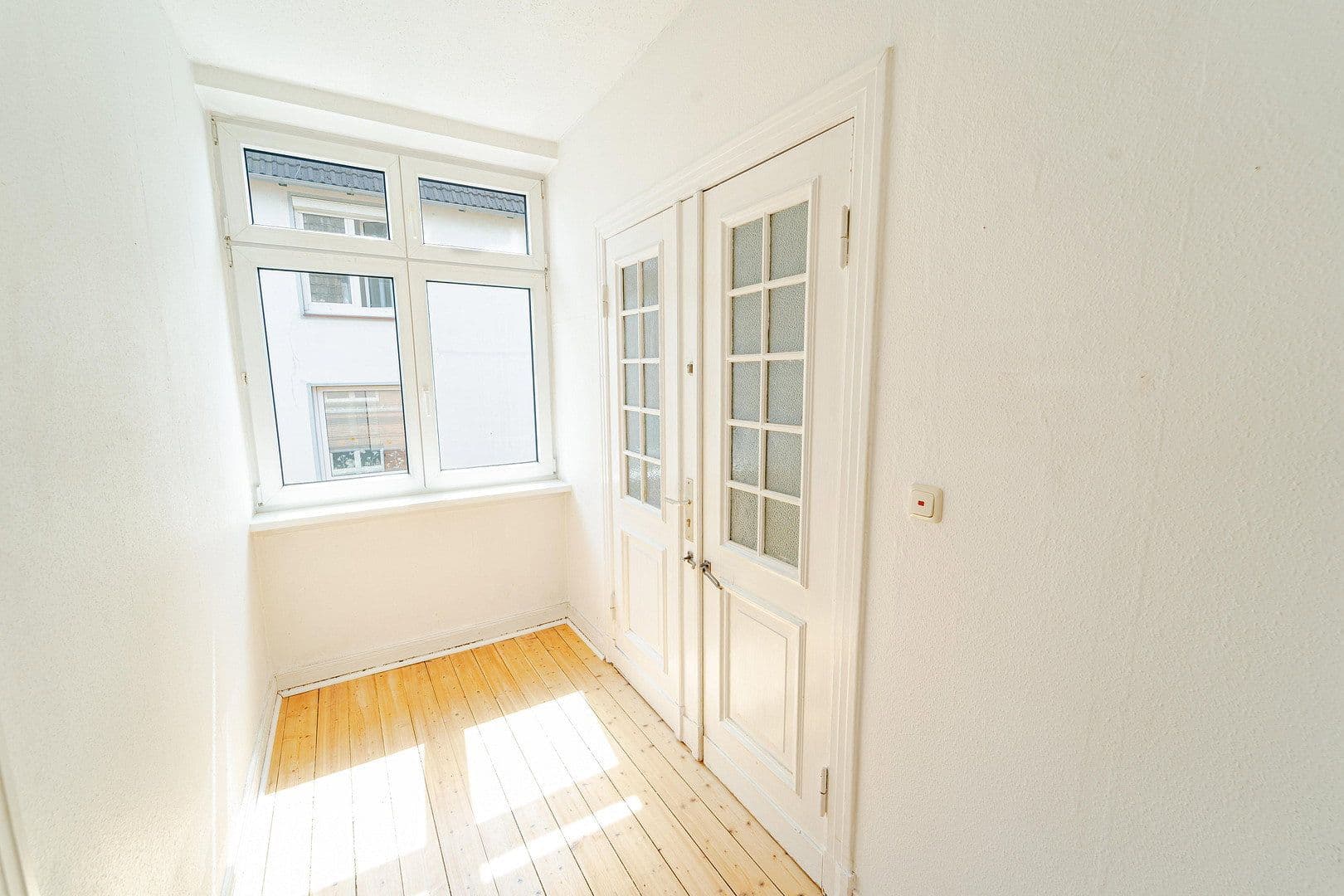 Prodej bytu 3+1 92 m², Schwartauer Allee 121, Lübeck, Šlesvicko-Holštýnsko Prodej bytu 3+1 92 m², Schwartauer Allee 121, Lübeck, Šlesvicko-Holštýnsko